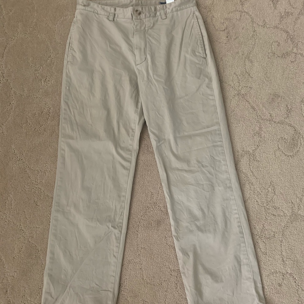 khaki men’s pants
